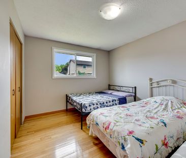 For Lease - 115 Scenic Wood Crescent, Kitchener, Ontario - Photo 1