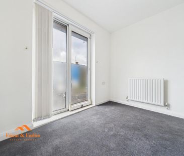 2 bedroom semi-detached bungalow to rent - Photo 5