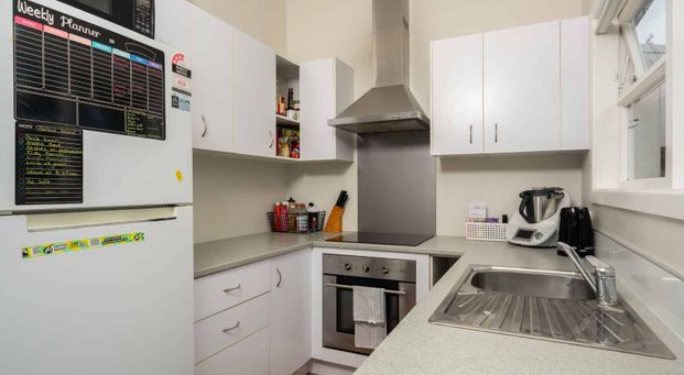 Central Paraparaumu Living Just Minutes from the Beach - Photo 1