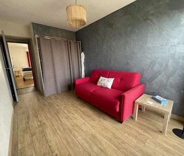 Location Appartement 3 pièces 73m² LA ROCHELLE 17000 - Photo 4