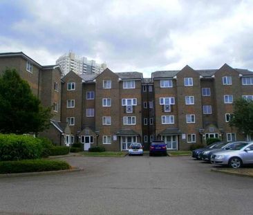 Cross Keys Close, Lower Edmonton, N9 - Photo 1