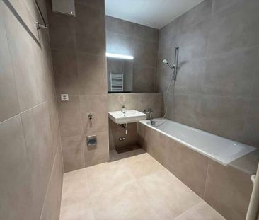 Superb 3-room renovated apartment on rue de Lyon - Foto 5