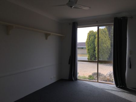 Low Maintenance Unit - Photo 4