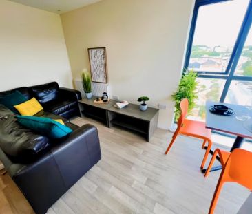 Two Bedroom En-Suite - Photo 2