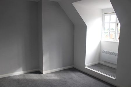 3 bedroom apartment to rent - Photo 3