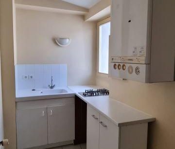 Location Appartement 2 pièces 41m² CHOMERAC 07210 - Photo 1