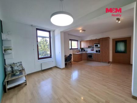 Pronájem bytu 1+kk a garsoniéry 40 m², Pod Klamovkou 1268, Praha Košíře - Photo 4