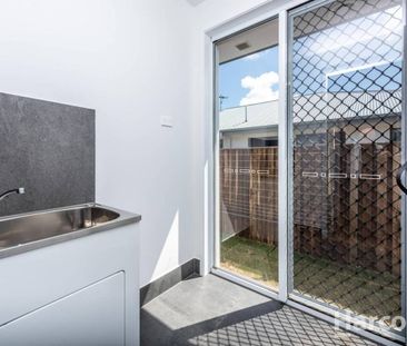 Executive Home in Popular Bargara! - Photo 1