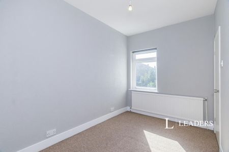 2 bedroom semi-detached house to rent - Photo 2