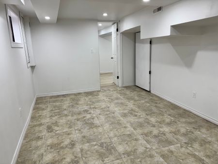 For Lease - 1395 Dougall Avenue Unit# Bsmnt, Windsor, Ontario - Photo 3