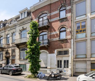 Woonst met achterliggend werkplaats in hartje Ukkel - Foto 4