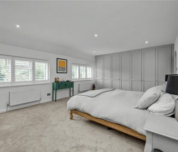 5 bedroom detached house to rent - Photo 3