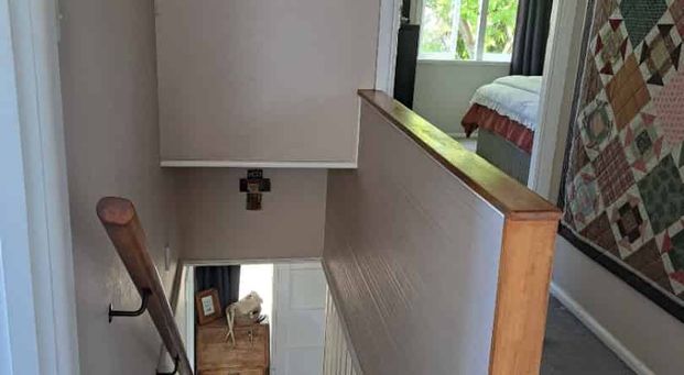 Family living in Frederick Street - Photo 1