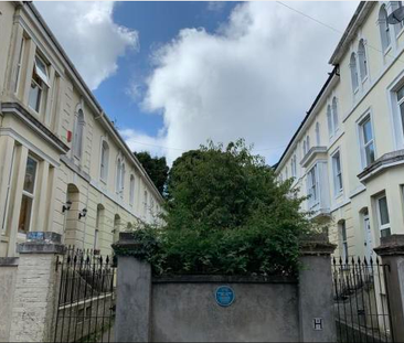 Hoe Gardens, Plymouth, PL1 - Photo 1