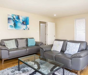 Spacious three bedroom townhouse. - Photo 1