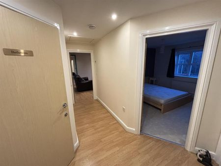 2 bedroom apartment to rent - Photo 3