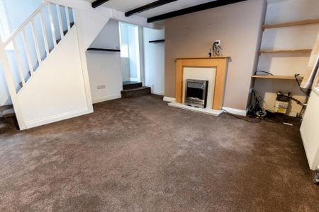 2 bedroom terraced house to rent - Photo 4