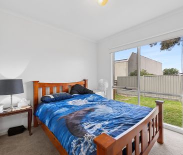 Spacious Two-Bedroom Unit in a Prime Sunbury Location - Photo 1