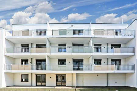 Wunderschöne 3-Zimmer-Wohnung idealer Grundriss mit Loggia und Einbauküche - Photo 2