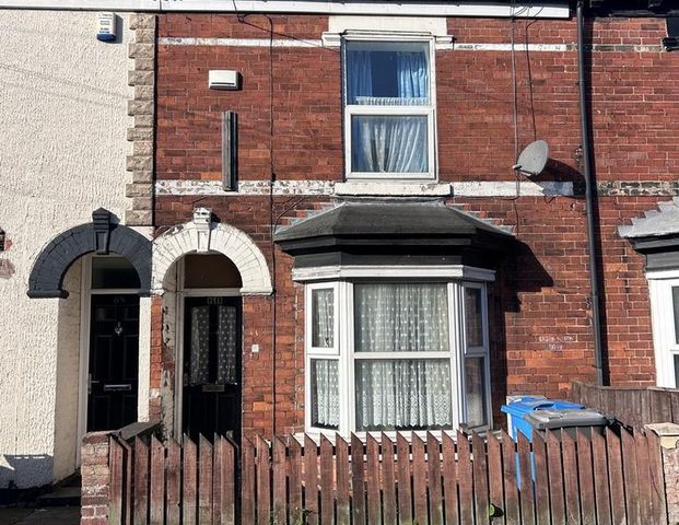 3 bedroom terraced house to rent - Photo 1