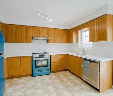 For Lease - 43 Denison Avenue, Brampton, Ontario - Photo 4