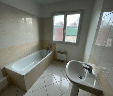 Location Maison 4 pièces 84m² - Photo 4