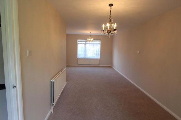 3 bedroom terraced house to rent - Photo 1
