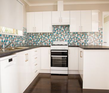 3 Garema Drive, Morphett Vale SA 5162 - House For Rent | Domain - Photo 5