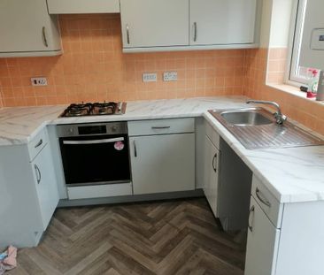 3 Bed Semi-Detached House, Everside Drive, M8 - Photo 2