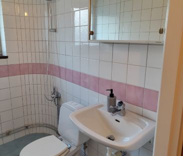 Årsta - 2rok - tillsv - 16.100kr/mån - Photo 2