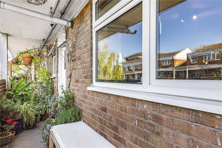 Kedleston Court, 70 Redwald Road, Hackney, London, E5 0JL - Photo 3