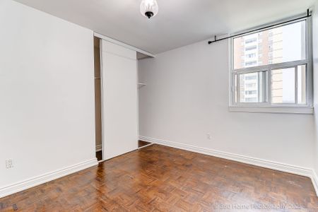 For Lease - 5 Massey Square Unit# 1819, Toronto, Ontario - Photo 4