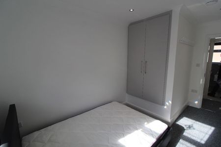 Holstein Street, PRESTON PR1 1UN - Photo 3