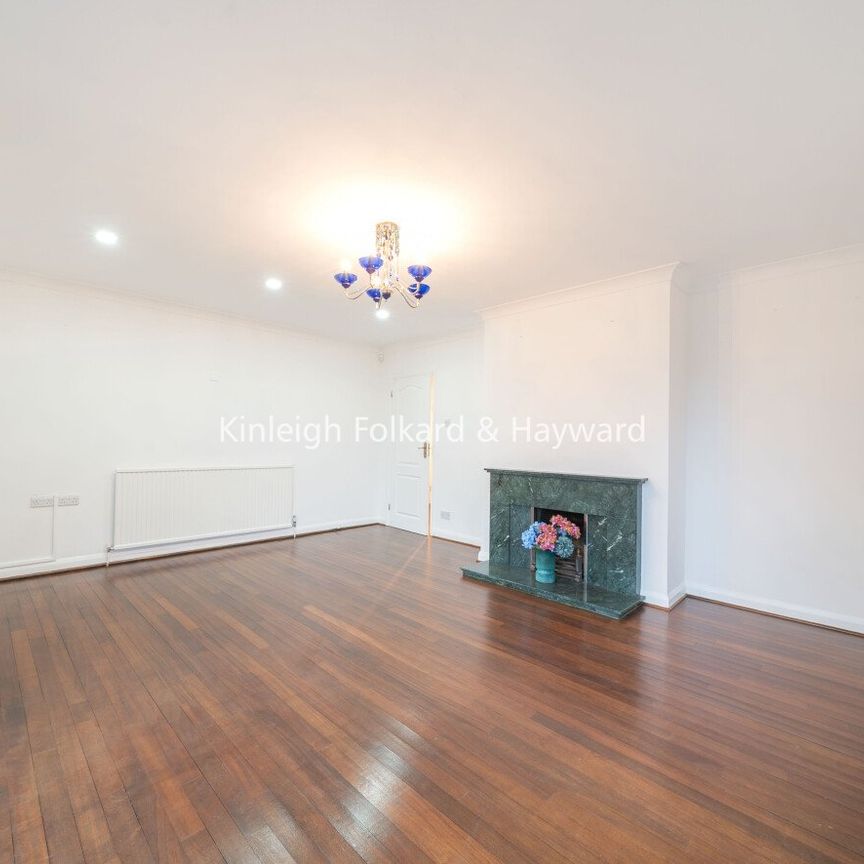 Hayes Way, Beckenham, BR3 - Photo 1