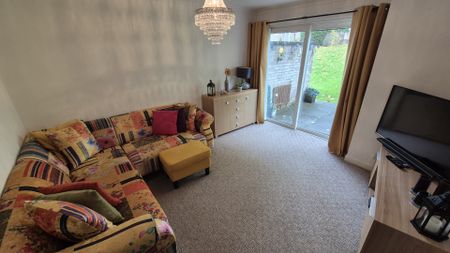 Hotoft Road, Humberstone, LE5 - Photo 2