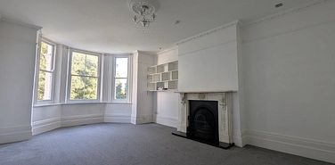 Augusta Gardens, Folkestone, CT20 2RR, Kent - Photo 2