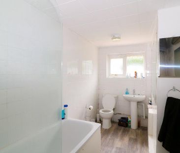 1 bedroom semi-detached house to rent - Photo 2