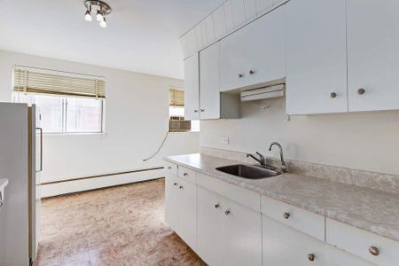 Renovated Suite - 1 Bedroom - Photo 5