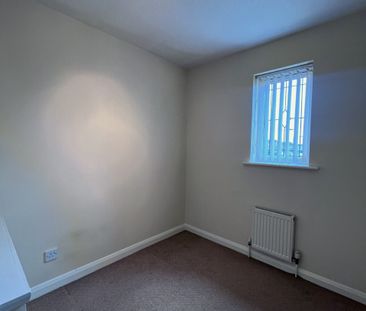 Brodsworth Way, Rossington, DN11 - Photo 2