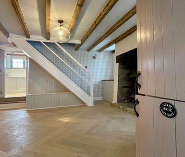 3 bedroom semi-detached house to rent - Photo 4