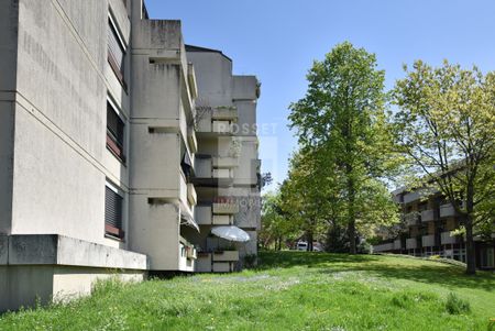 Appartement de 4 pièces au 1er étage avec deux balcons - Photo 3