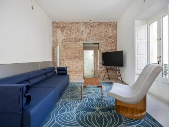Apartamento de alquiler en Barri Gòtic - Photo 1