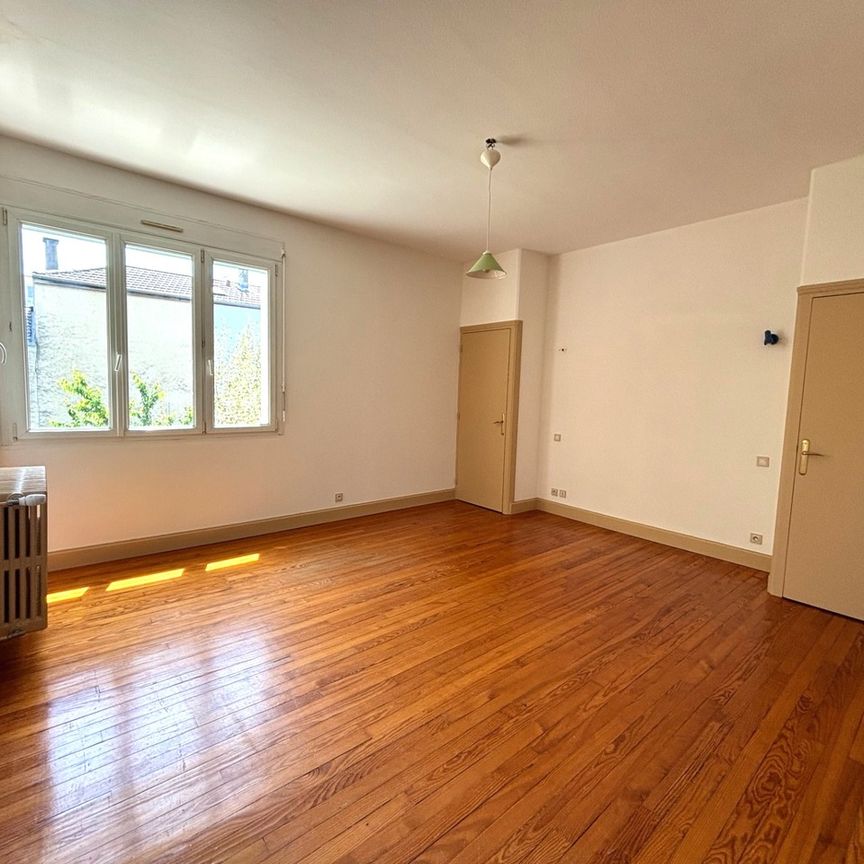 Location Maison 6 pièces 167m² ROMANS SUR ISERE 26100 - Photo 1