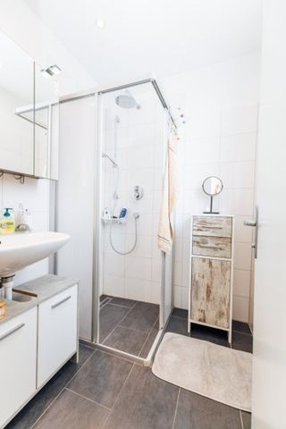 I *WOW* I HAUSTIERE WILLKOMMEN I BALKON I CARPORT I DUSCHE I MODERNE KÜCHE I 3 EXTRA BEGEHBARE ZIMMER I PROJEKT WOHNEN I AB SOFORT - Photo 4