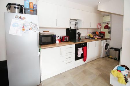 2 bedroom house to rent - Photo 3