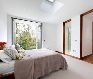 4 bedroom detached house to rent - Photo 4