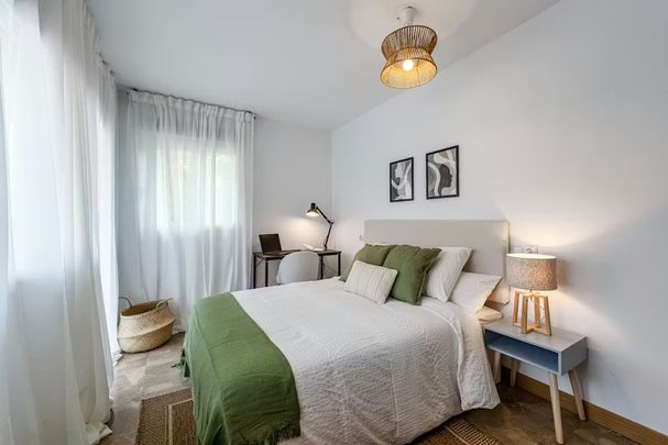 Calle Fernández Fermina, Málaga, Andalusia 29006 - Photo 1