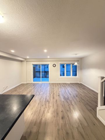 For Lease - 160 Stanley Street Unit# 4, Norfolk, Ontario - Photo 2