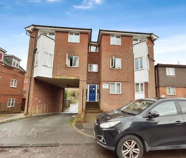 1 bedroom flat to rent - Photo 2