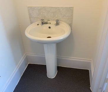 Studio Flat, St. Aubyns, BN3 - Photo 3